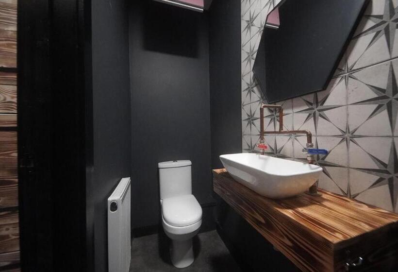اتاق خانوادگی, Mansel House   Family Rooms   By Tifa Stays