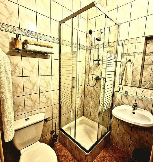 带大床的高级房间, Cieszyński Stare Miasto Suites