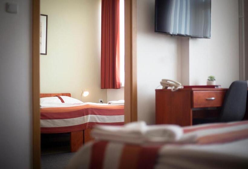 Номер бизнес-класса, Fordan Hotel Pécs