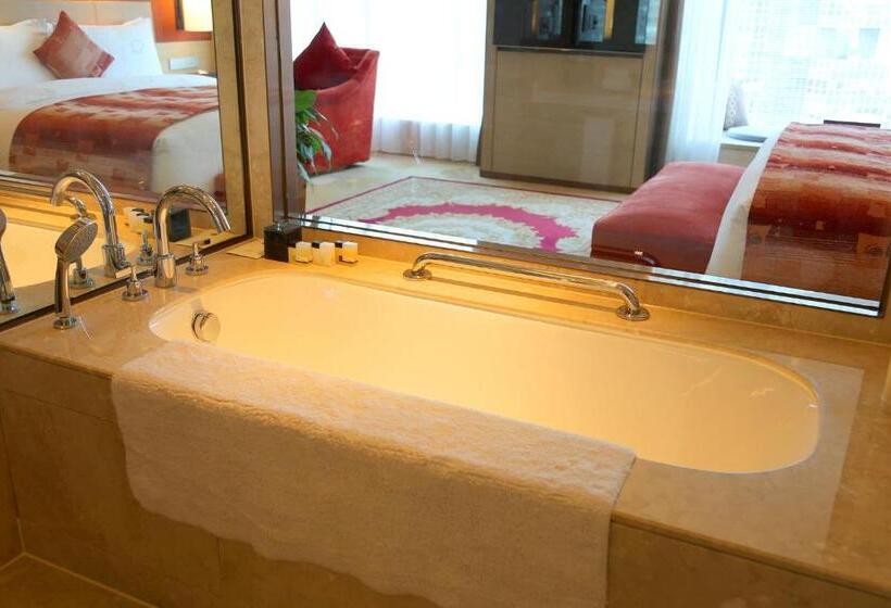 اتاق دلوکس با تخت کینگ و چشم‌انداز شهر, Grand Metropark Hotel Beijing