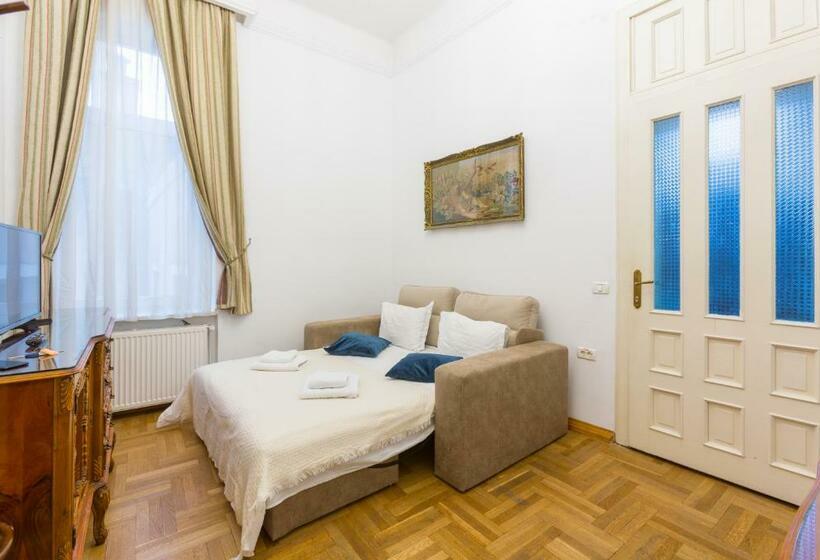 سوییت لوکس, Residence Central Annapolis