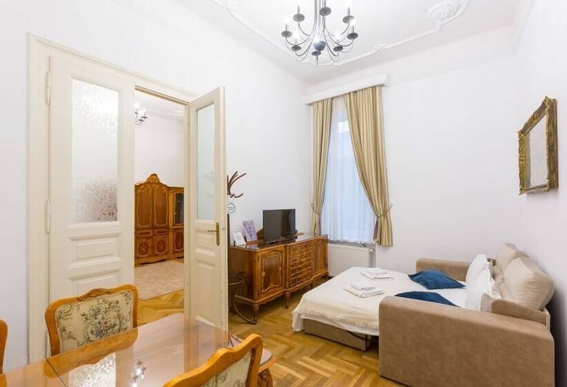 سوییت لوکس, Residence Central Annapolis