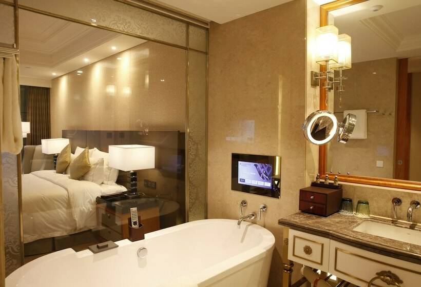 Номер Deluxe Вид на Море, Wyndham Grand Xiamen Haicang