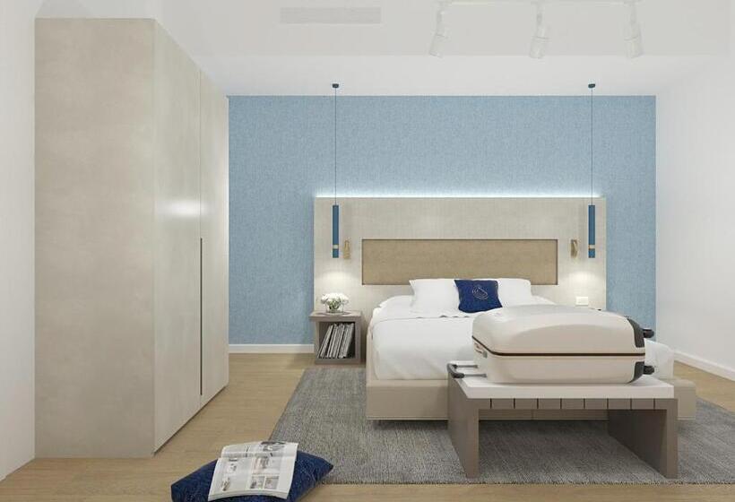 Номер Deluxe с Балконом, Chic & Charme Luxury Rooms