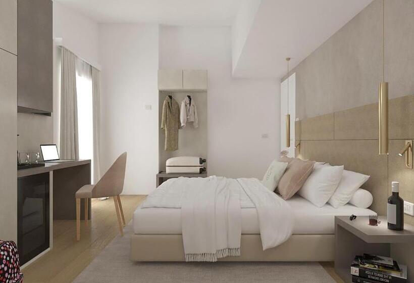 Номер Deluxe с Балконом, Chic & Charme Luxury Rooms
