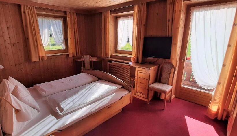 اتاق استاندارد با بالکن, Gasthof Pension Innerhütt