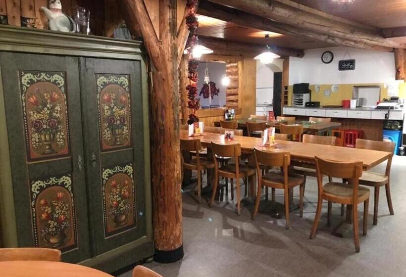 Четырехместный Номер Стандарт, Mörlialp
