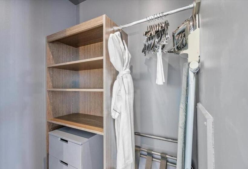 带2个卧室的公寓, W Hotel 2bd 2bath Condo Ocean Views