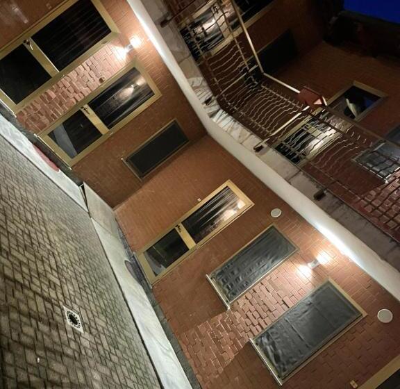 Номер Стандарт, Aquila Nera