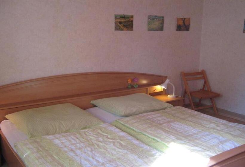 Апартаменты 2 Спальни, Hof Schlüpke
