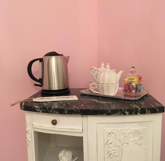 Номер Стандарт Вид на Горы, Chez Mary Elise