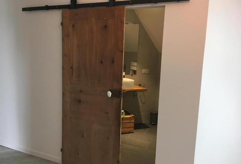Номер Deluxe, Chez Mary Elise