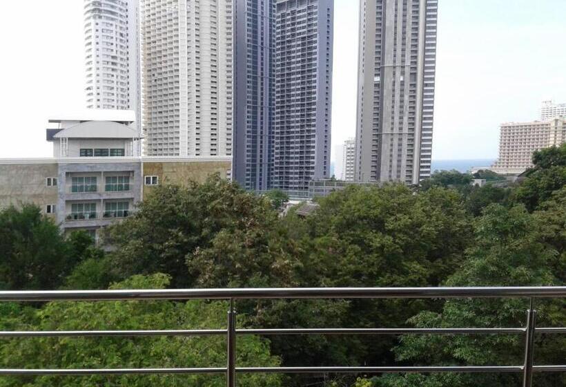 Студио Стандарт с Балконом, Apartments Sea View Wongamat Privacy Condo