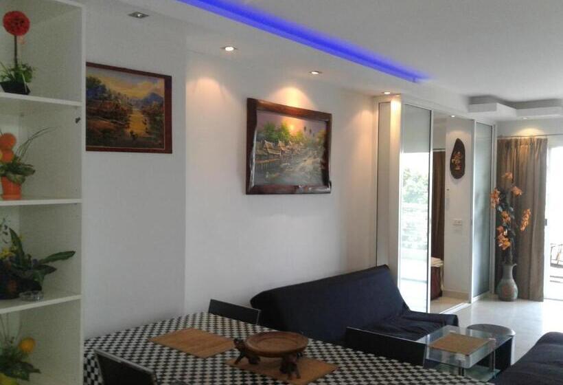 Номер Стандарт с Балконом, Apartments Sea View Wongamat Privacy Condo