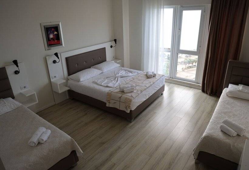 景色の見えるスタンダード４人部屋, Helia