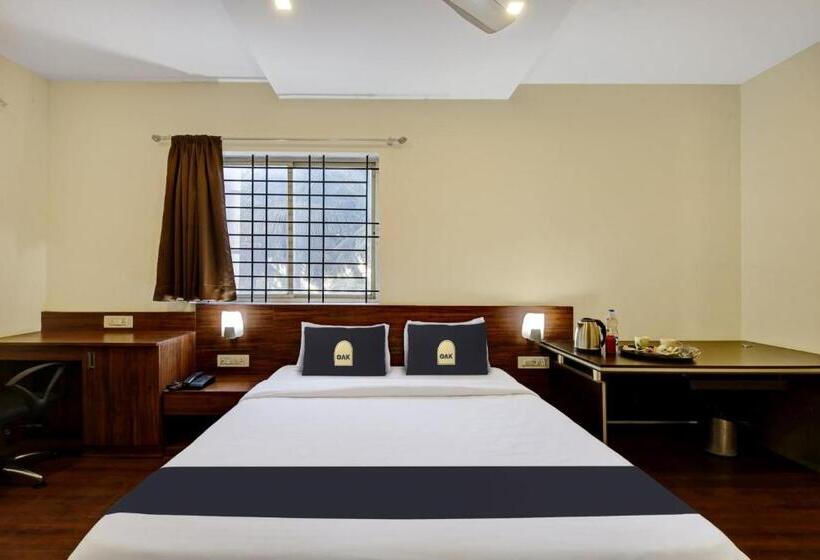 标准间, Townhouse Oak Passport Inn