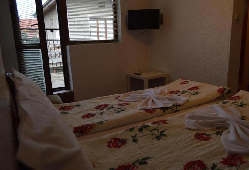 Номер Стандарт, Baba Dora Guesthouse