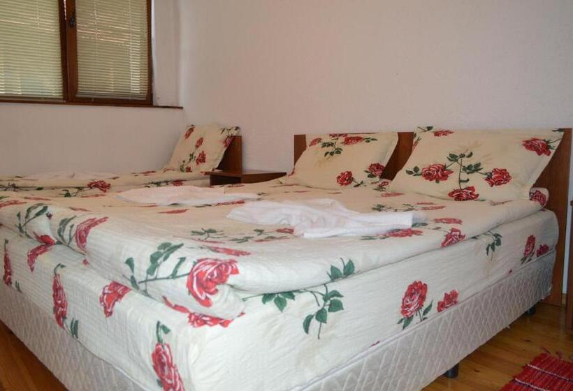 Трежместный Номер Economy, Baba Dora Guesthouse