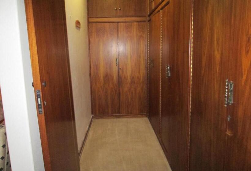 اتاق خانوادگی, Mgh Guest House Klerksdorp