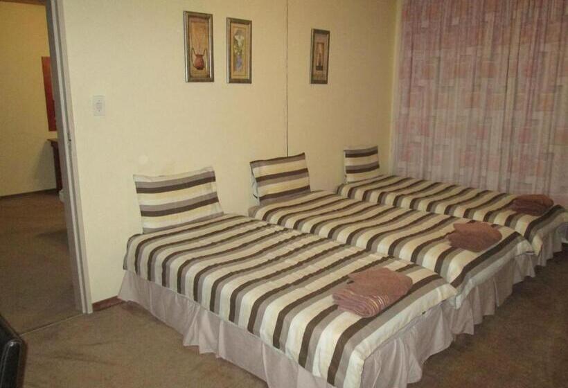اتاق راحتی سه تخته, Mgh Guest House Klerksdorp