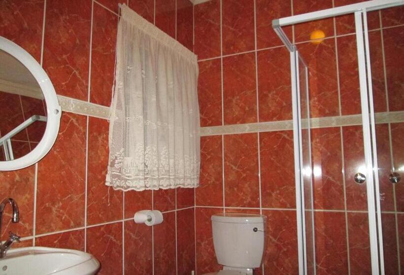 اتاق راحتی سه تخته, Mgh Guest House Klerksdorp