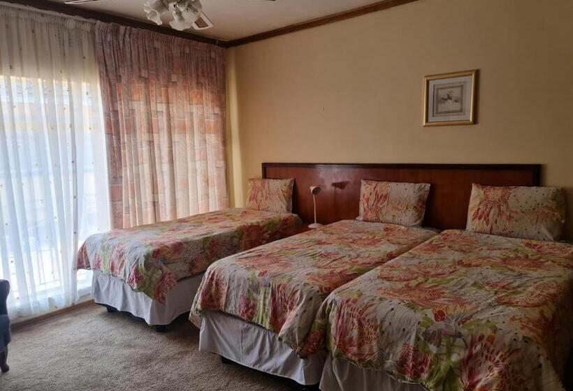 اتاق راحتی سه تخته, Mgh Guest House Klerksdorp