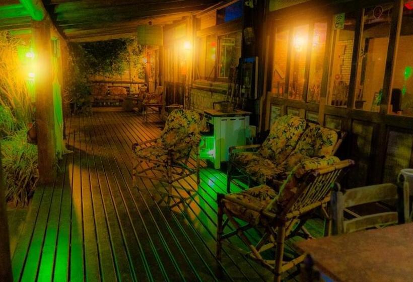 Бунгало Стандарт, Bangalô House   Praia Do Rosa Sc