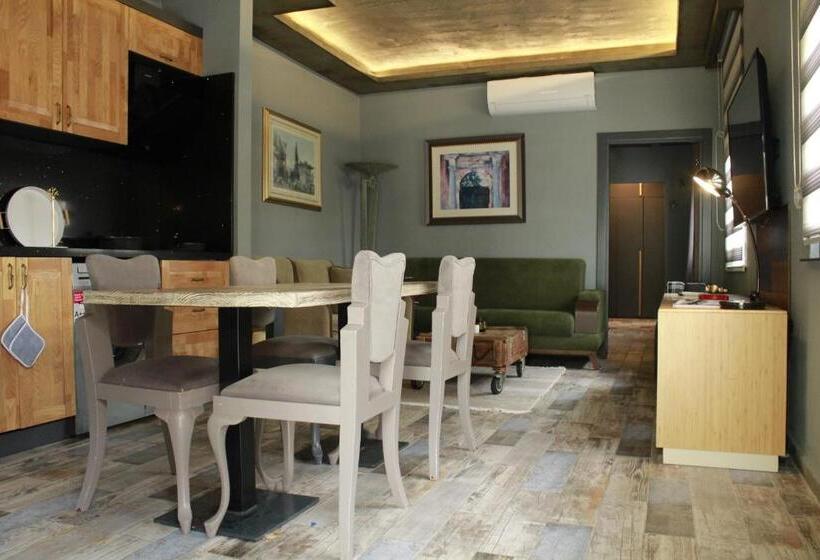 آپارتمان 1 خوابه با چشم‌انداز باغ, Summitvista Smart Homes