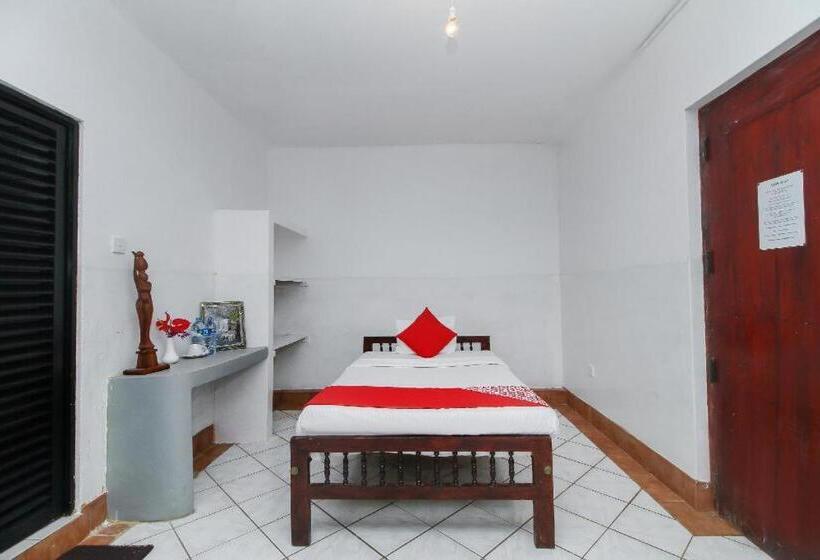 Номер Стандарт Трехместный, Sunny S Guest House Akurala
