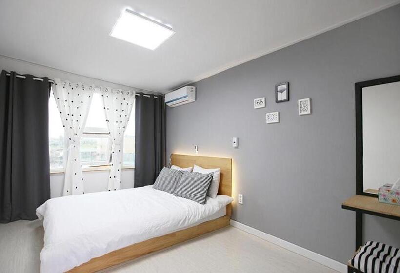 Семейный Номер, Mo Guesthouse