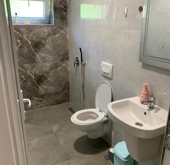 Семейный Номер Deluxe, Stonehouse Villa
