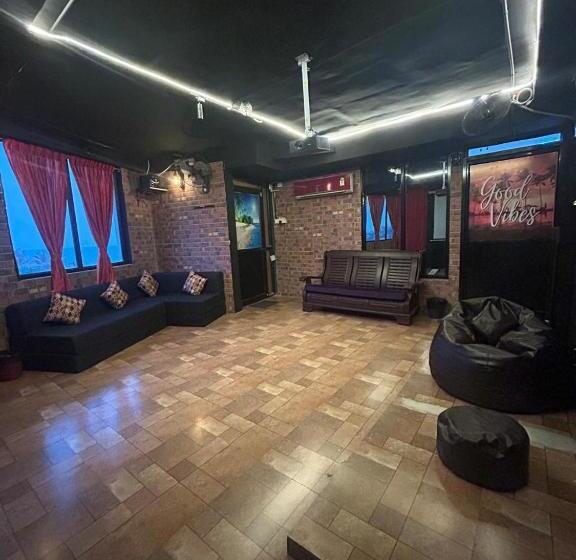 ویلای 1 خوابه با چشم‌انداز دریا, The Elite Beachview