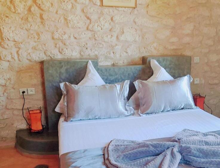 Номер Стандарт, Riad Mamy Wababi