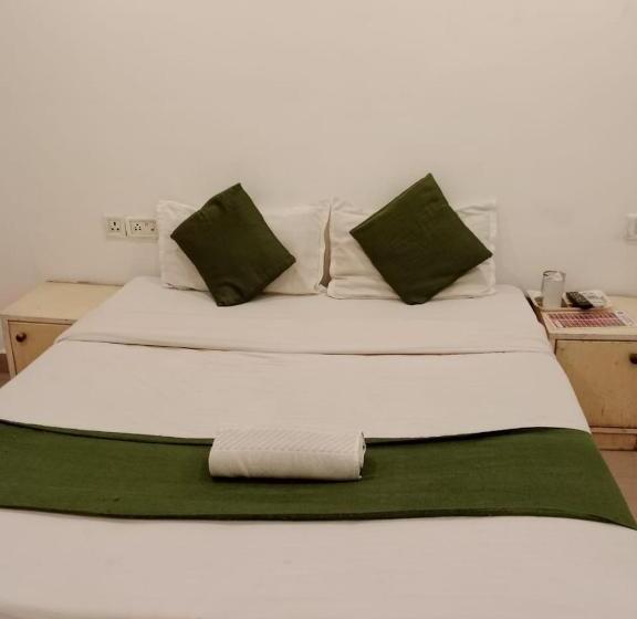 اتاق لوکس یک تخته, Cozy Residency