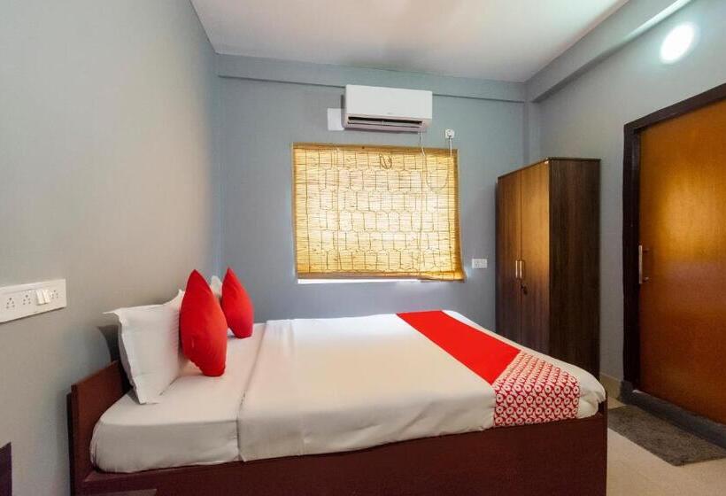 三人经典房间, O Binayak Inn