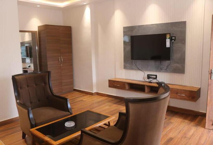 豪华房间, Birsha Munda Guest House