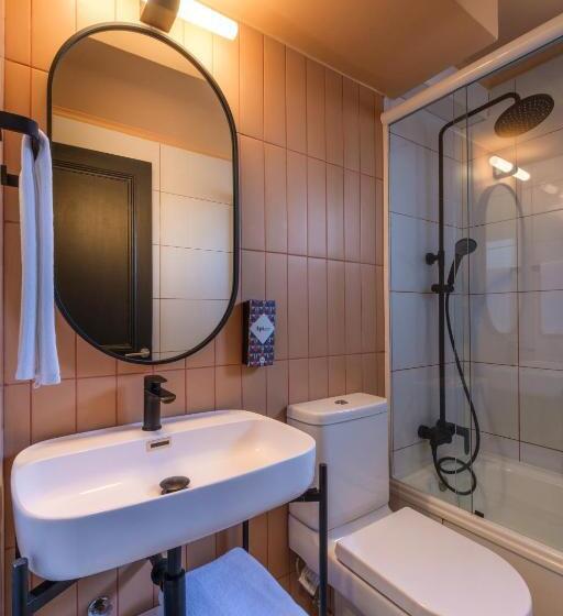 Апартаменты 2 Спальни, Apt Serviced Apartments Santiago