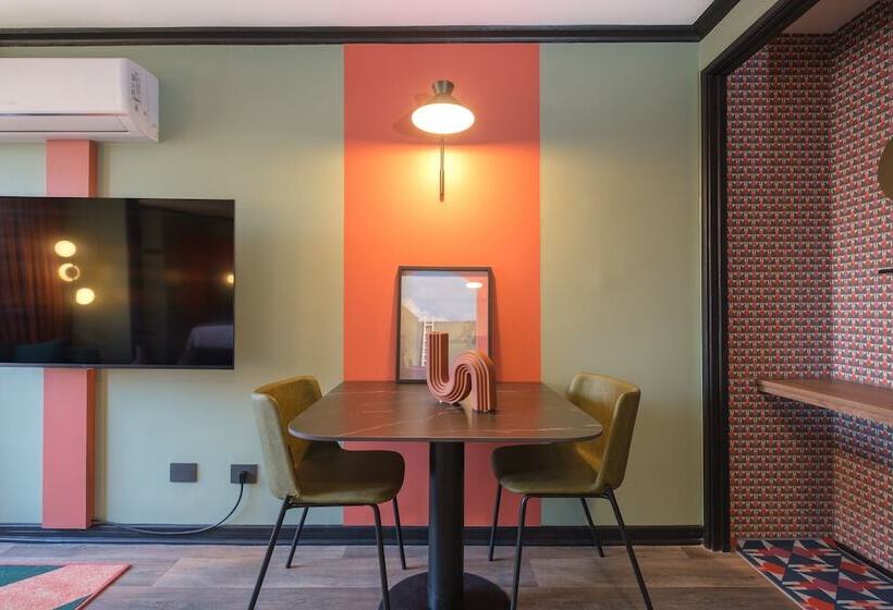 Студия Deluxe, Apt Serviced Apartments Santiago