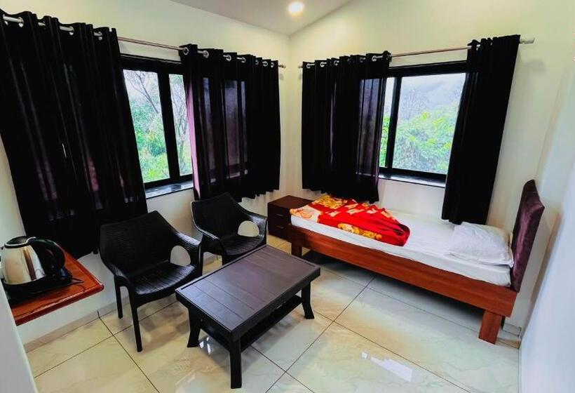 带山景的复式房间, Gulmohar Resort & Spa