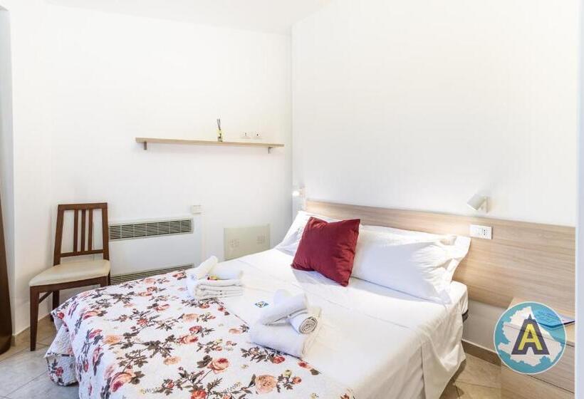 اتاق استاندارد, Isola Felice