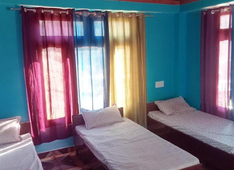 공동 객실, Vigyan Hostel Tosh