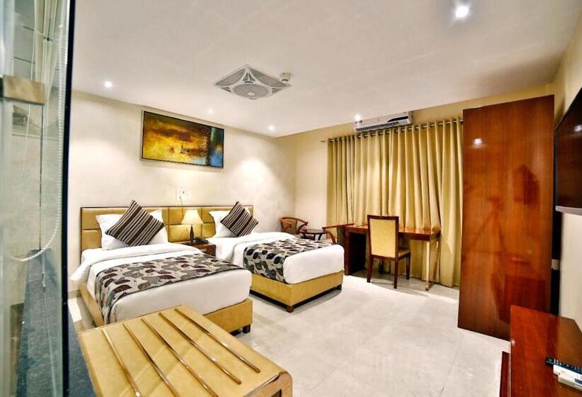 اتاق لوکس, Kings Heritage Surat