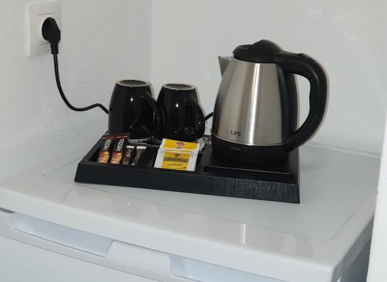 اتاق استاندارد با چشم‌انداز استخر, Sagma Central Rooms
