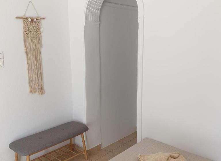آپارتمان 1 خوابه همکف, Sagma Central Rooms