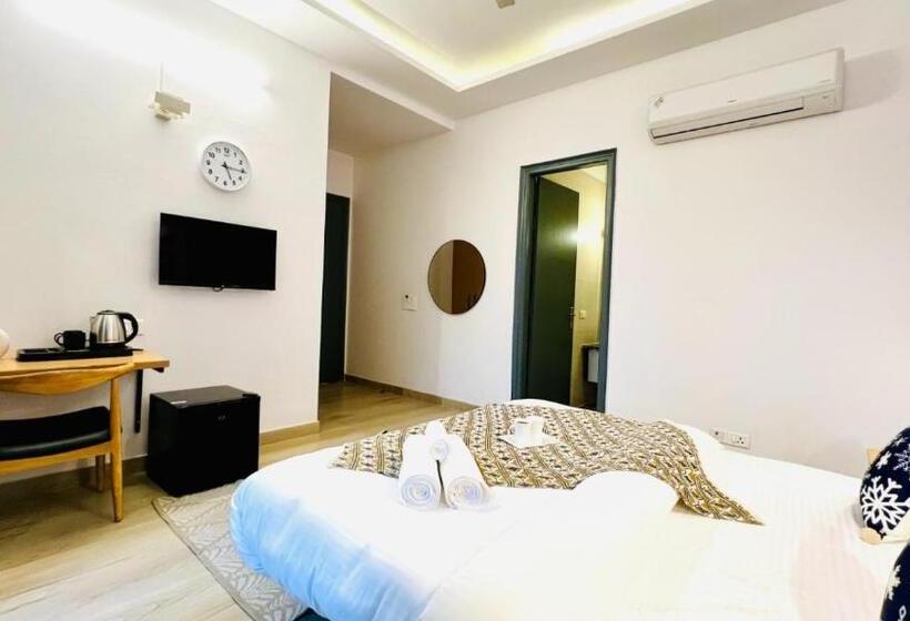 اتاق سوپریور با تخت بزرگ, Zen Medicity   Hotel & Serviced Apartments Gurgaon