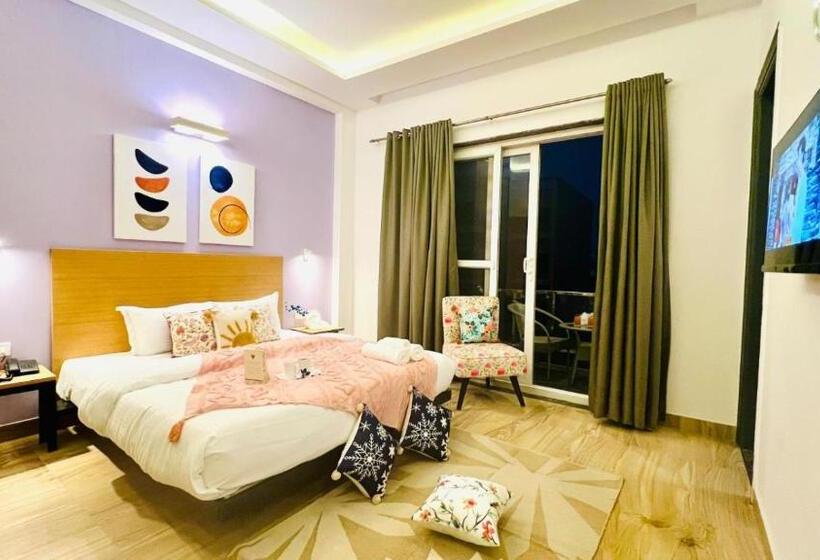 اتاق سوپریور با تخت بزرگ, Zen Medicity   Hotel & Serviced Apartments Gurgaon