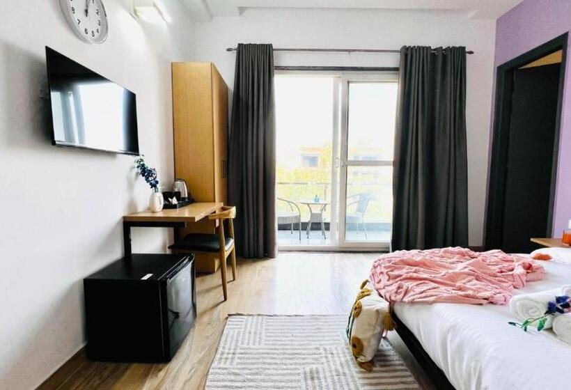 اتاق سوپریور با تخت بزرگ, Zen Medicity   Hotel & Serviced Apartments Gurgaon