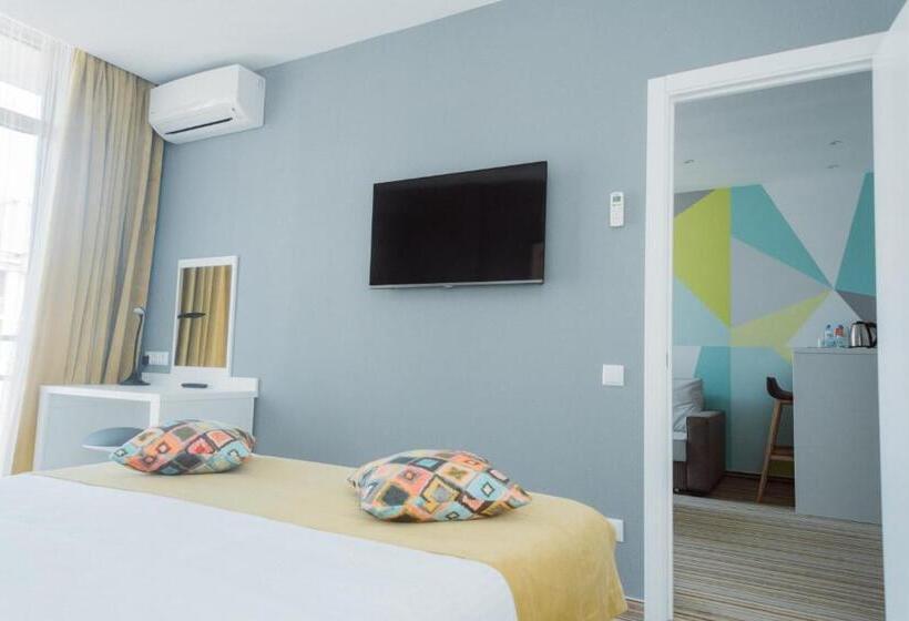 سوییت خانوادگی, Aparthotel Tangerine