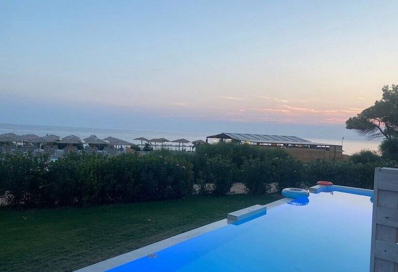 Полулюкс Вид на Море, Ninos Grand Beach Resort