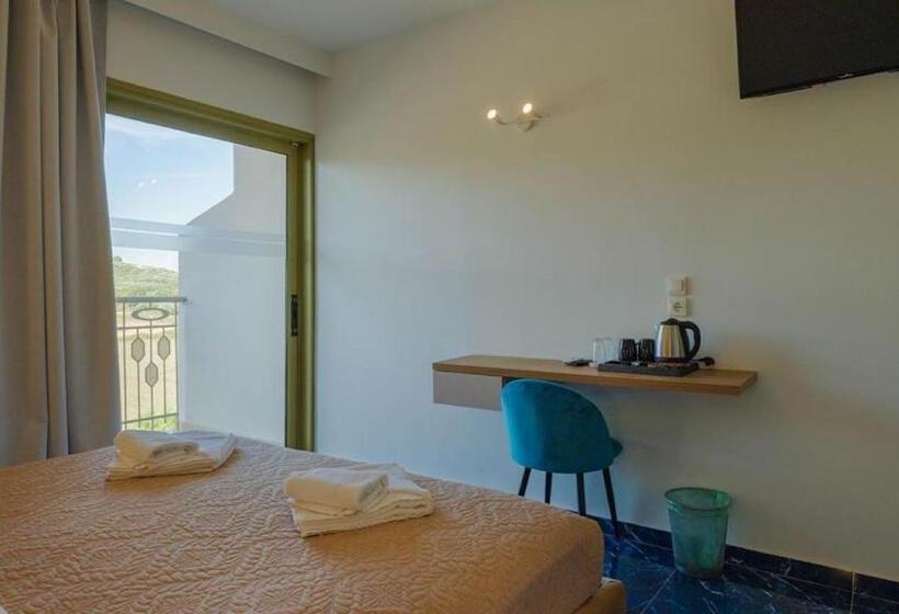 Семейный Номер Вид на Сад, Ninos Grand Beach Resort